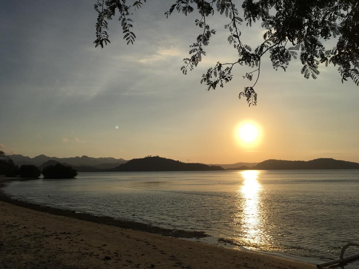 The Papalagi Resort Gili Gede Exterior foto